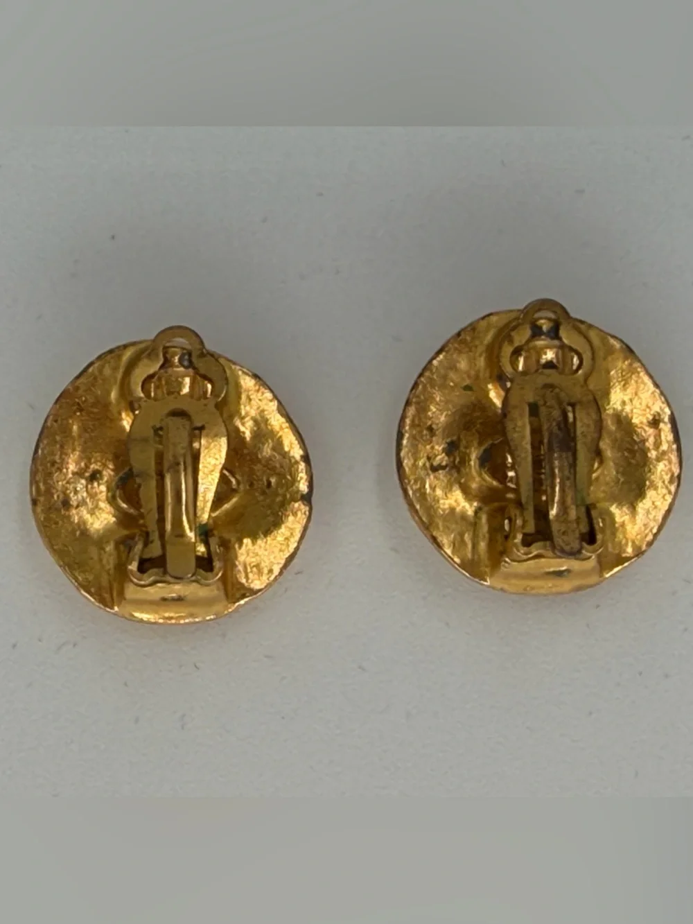 Vintage CHANEL 1995 Gold-Tone CC Logo Button Clip-On Earrings w/COA - Picture 9 of 14